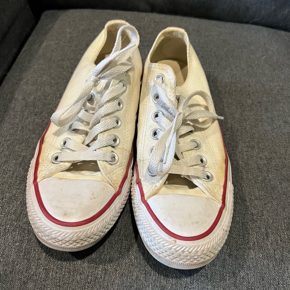 Converse white